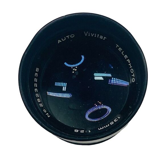 Vintage Vivitar 135mm Telephoto Lens - Picture 3 of 8